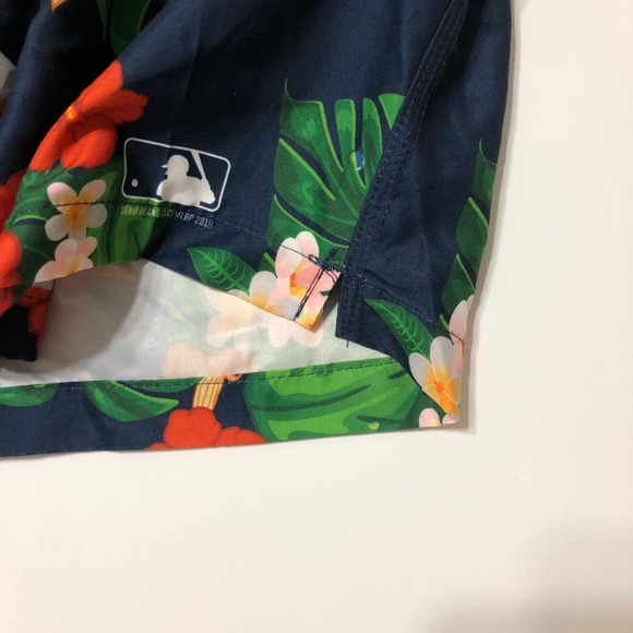 NWT Houston Astros Swim Trunks for Men
Size Medium - Picture 6 of 16